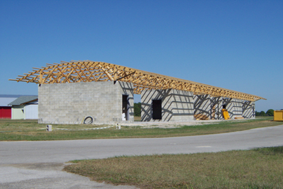 Shade hangar construction